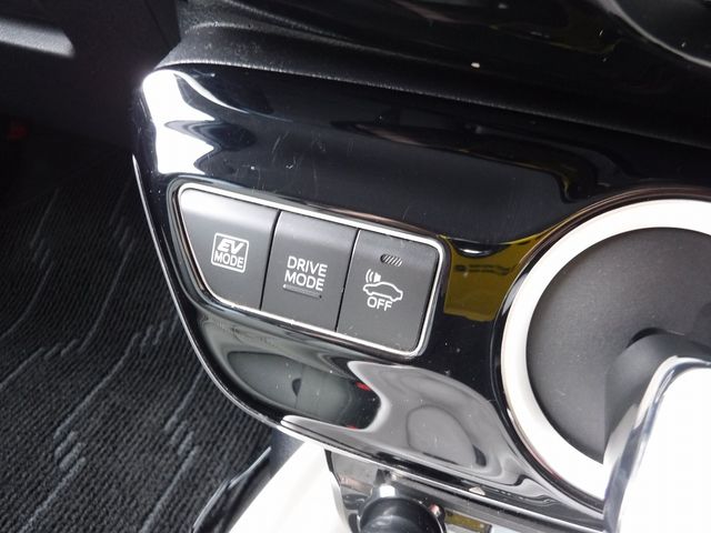 Toyota PRIUS 2016-06 21650-13