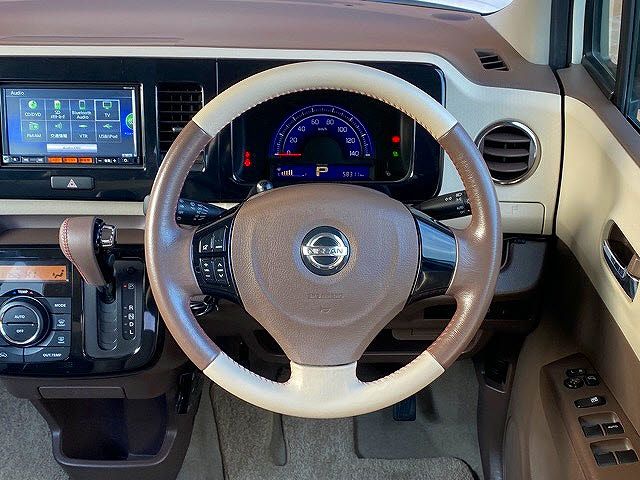 Nissan MOCO 2015-01 182866-13