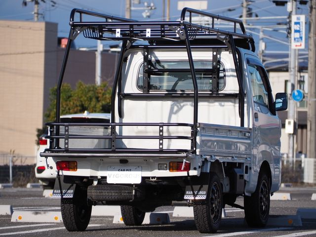 Daihatsu HIJET TRUCK 2017-05 193728-12