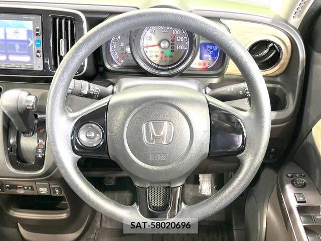 Honda N-ONE 2016-12 307587-11