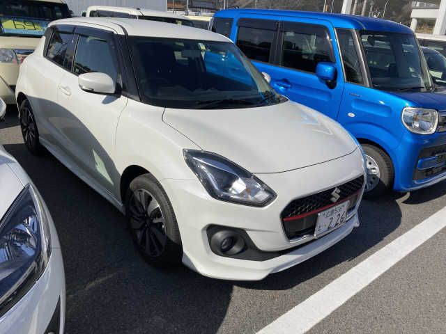 Suzuki SWIFT 2019-04 595-0