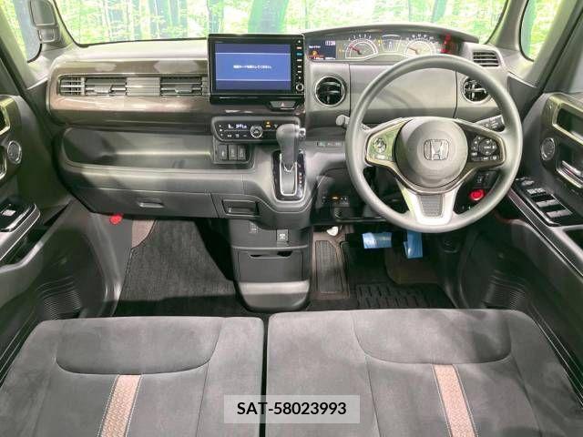 Honda N BOX CUSTOM 2019-06 307036-1