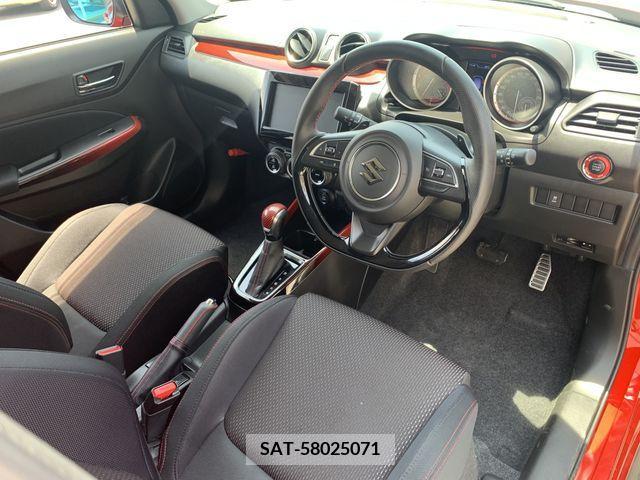 Suzuki SWIFT 2019-03 320832-1