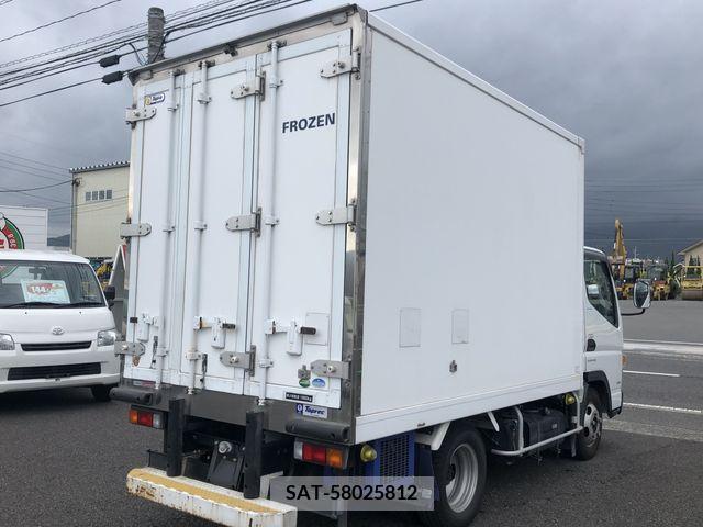 Mitsubishi CANTER 2016-06 371790-5