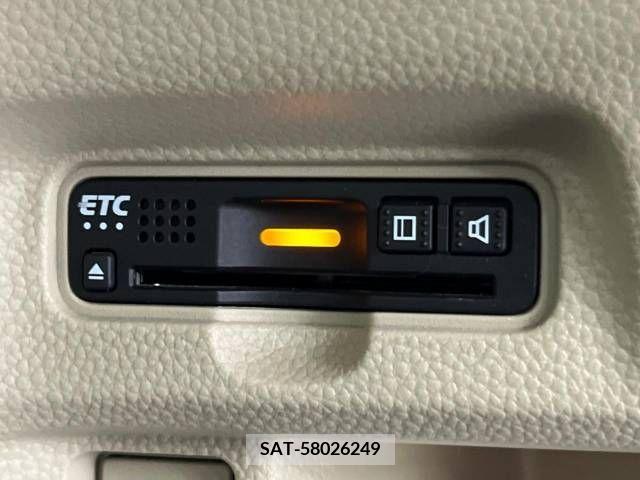 Honda N BOX 2017-11 306938-8
