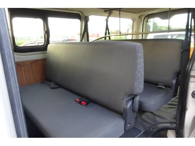 Toyota HIACE VAN 2015-04 17048-6