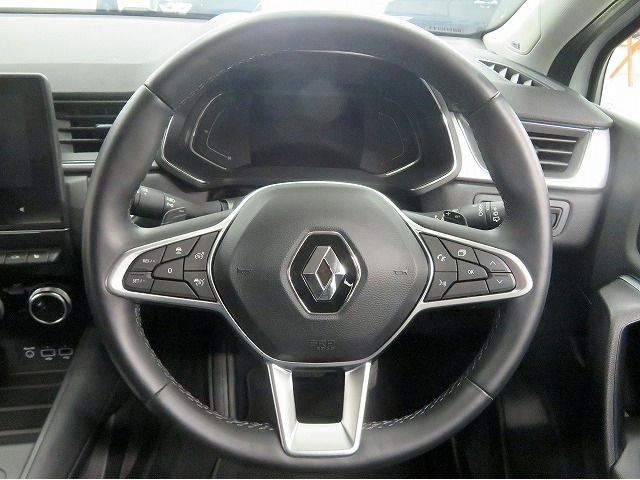 Renault CAPTUR 2021-08 18874-10