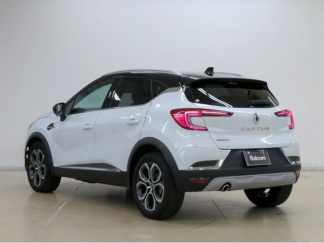 Renault CAPTUR 2021-08 18874-16
