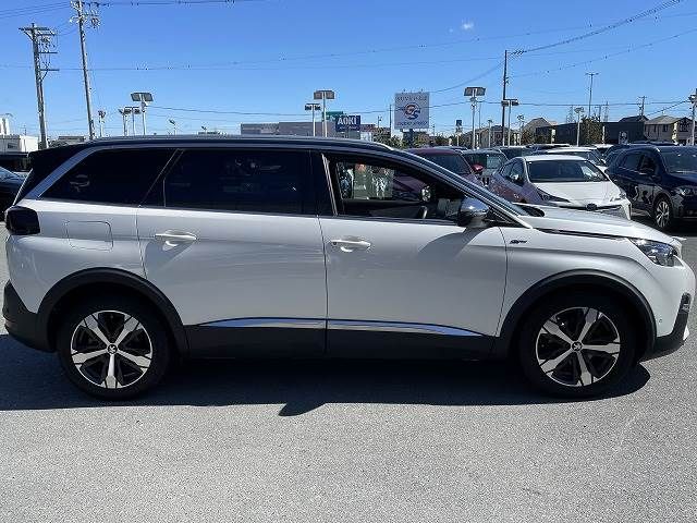 Peugeot 5008 2018-08 21294-13