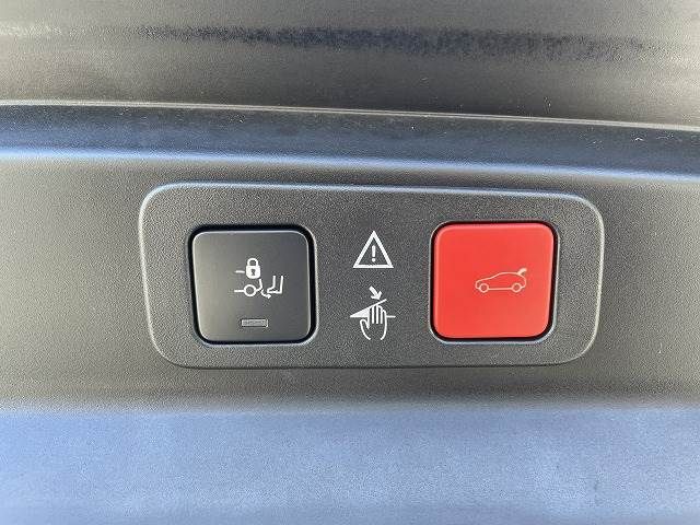 Peugeot 5008 2018-08 21294-7