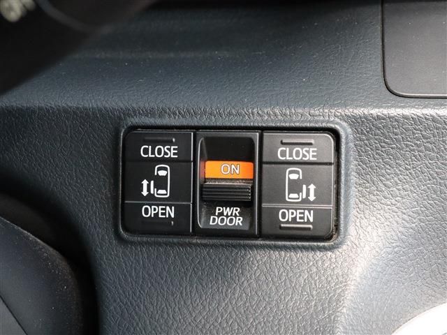 Toyota SIENTA 2016-09 13306-10