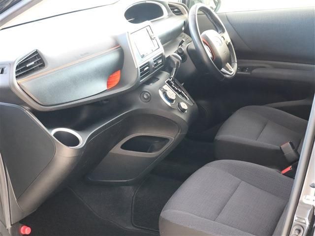 Toyota SIENTA 2016-09 13306-14