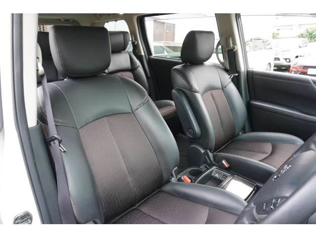 Nissan ELGRAND 2016-11 8548-9