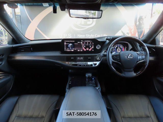 Lexus LS 2021-04 221480-2