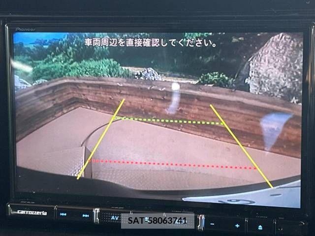 Toyota NOAH 2019-06 279466-3