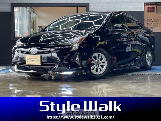 Toyota PRIUS 2017-08 283087-0