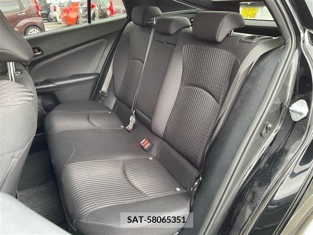 Toyota PRIUS 2017-08 283087-12