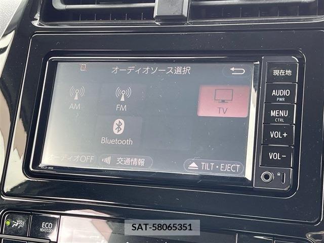 Toyota PRIUS 2017-08 283087-15
