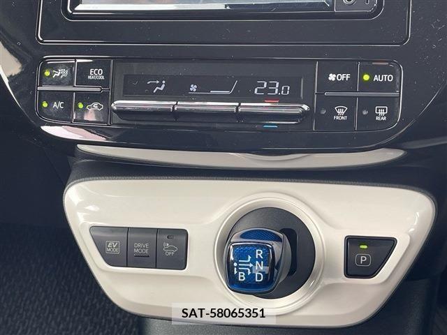 Toyota PRIUS 2017-08 283087-18