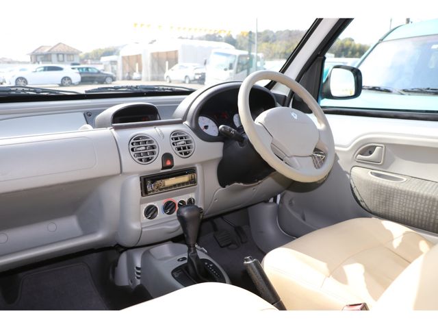 Renault KANGOO 2008-10 24587-4