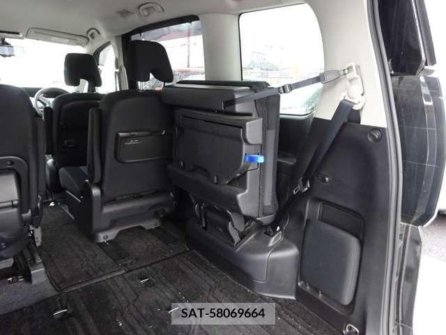 Nissan SERENA 2021-03 286264-9