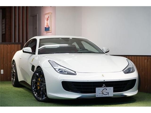 Ferrari GTC4 2017-12 5318-0
