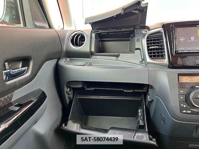 Suzuki SPACIA 2016-06 375284-22