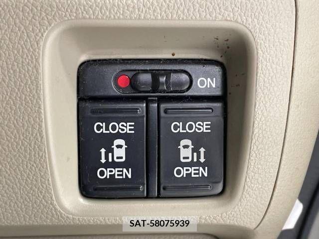 Honda N BOX 2014-04 278779-4