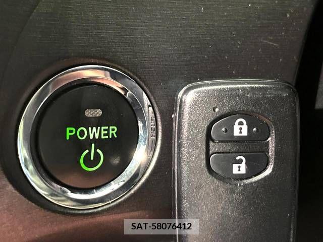Toyota PRIUS 2009-10 383606-6