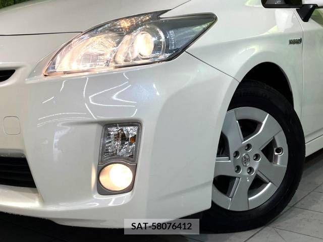Toyota PRIUS 2009-10 383606-12