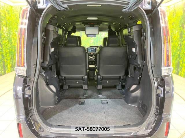 Toyota ESQUIRE 2018-06 335140-11