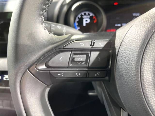 Toyota YARIS CROSS 2023-07 195543-19