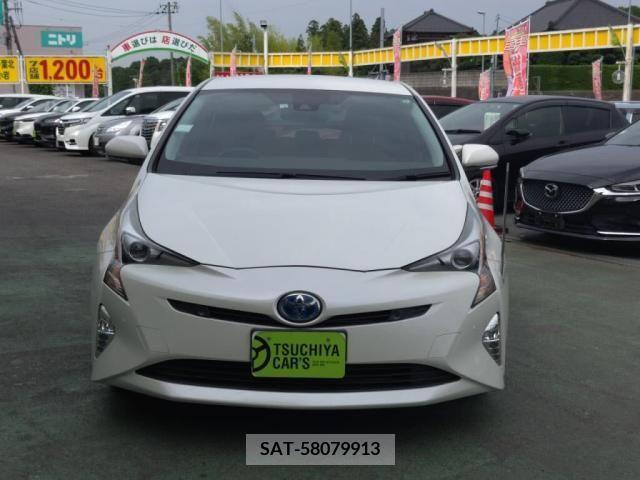 Toyota PRIUS 2016-01 322353-8