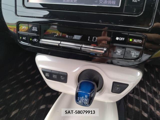 Toyota PRIUS 2016-01 322353-15