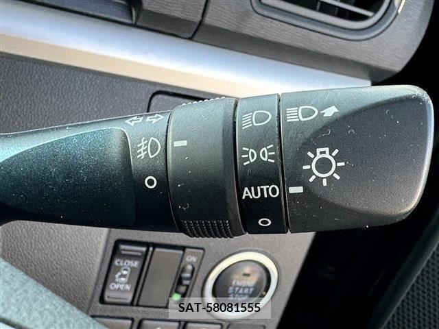 Daihatsu TANTO CUSTOM 2017-01 372640-9