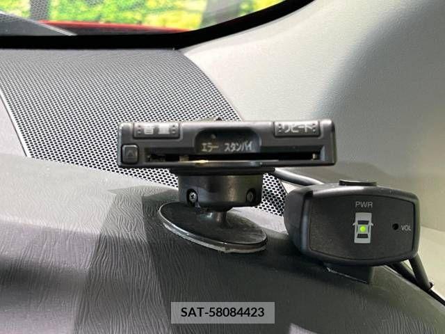 Toyota PRIUS 2010-11 393327-6
