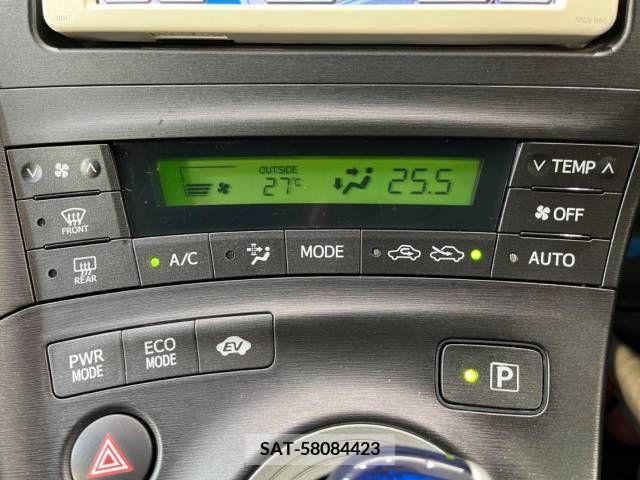 Toyota PRIUS 2010-11 393327-5