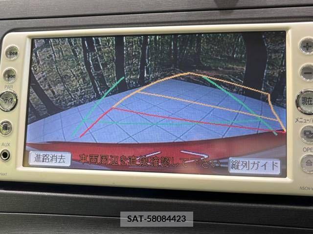 Toyota PRIUS 2010-11 393327-3