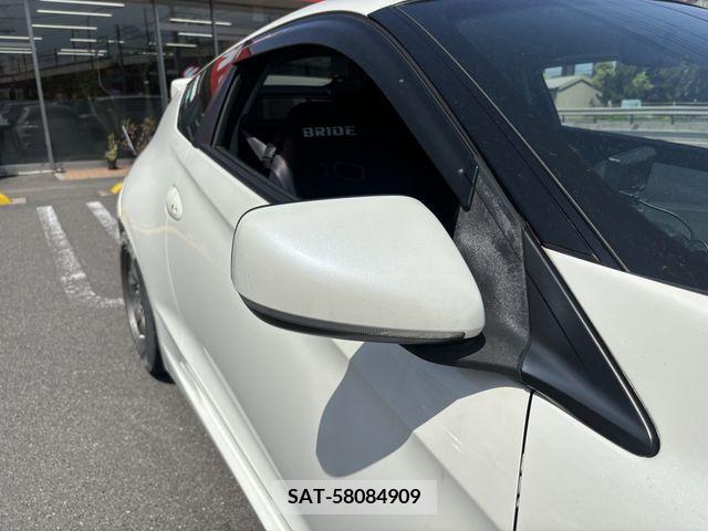 Honda CR-Z 2010-05 295463-10