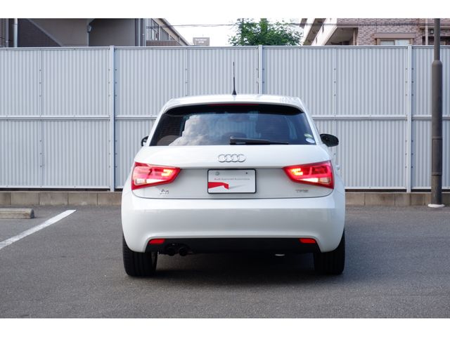Audi A1 2013-02 186092-3