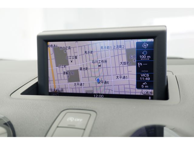 Audi A1 2013-02 186092-18