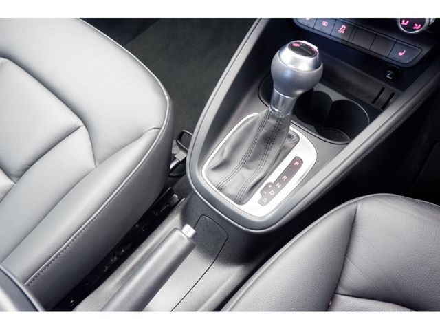 Audi A1 2013-02 186092-16