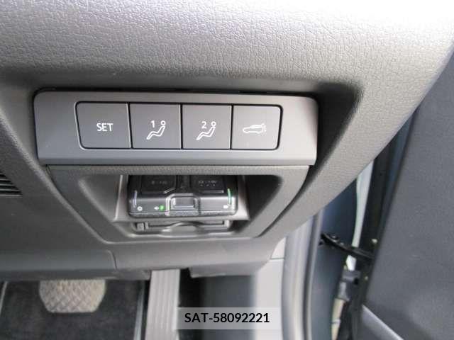 Mazda CX-30 2021-03 218650-12