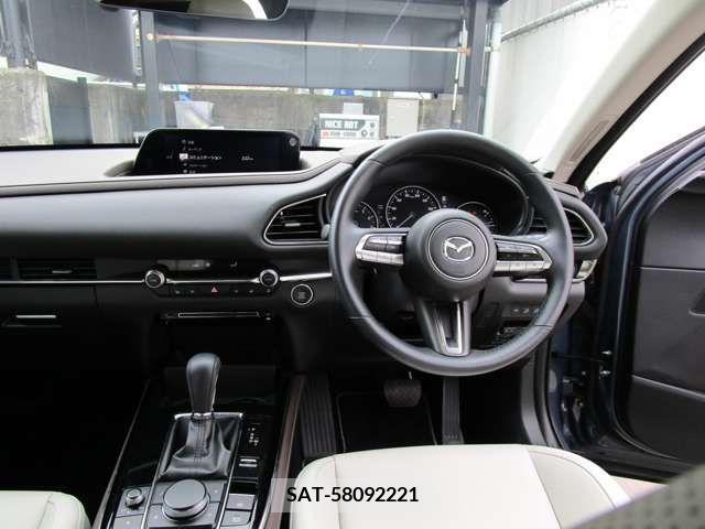 Mazda CX-30 2021-03 218650-10