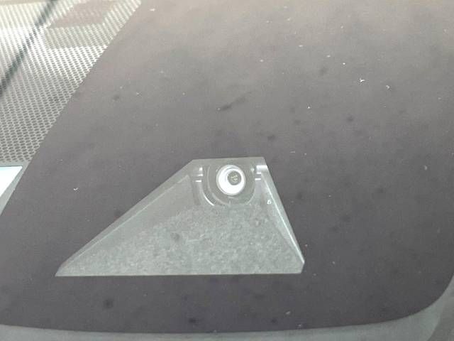 Toyota PRIUS 2017-01 184196-2