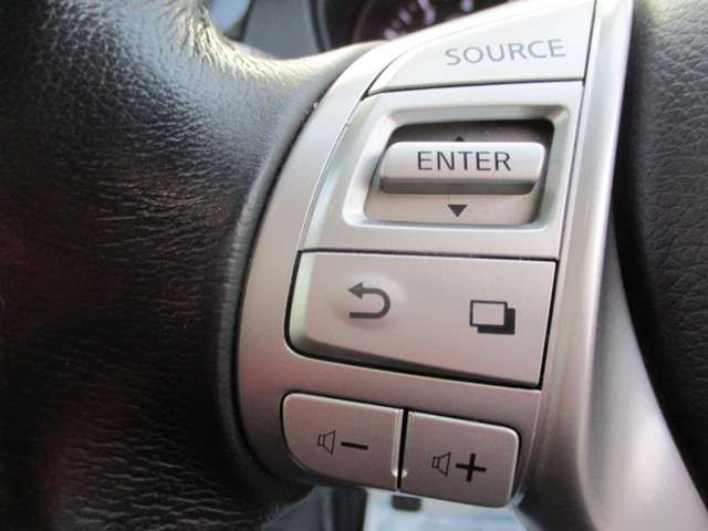 Nissan X-TRAIL 2015-07 28531-12