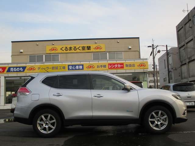 Nissan X-TRAIL 2015-07 28531-2