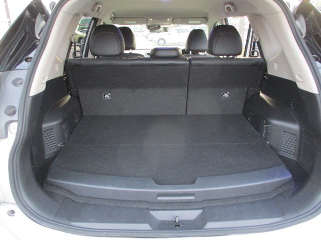 Nissan X-TRAIL 2015-07 28531-8