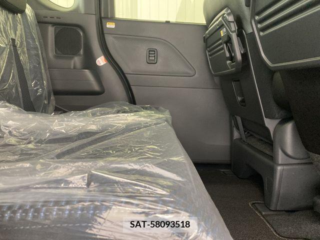 Daihatsu TANTO 2022-10 369311-26