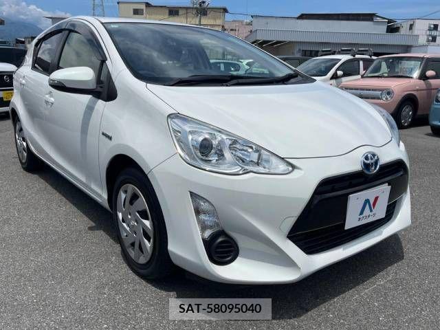 Toyota AQUA 2015-11 314237-16